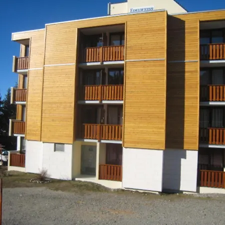 3 Places Au Pied Des Pistes Avec Balcon Et Animaux Acceptes - 1750 - Fr-1-340-175